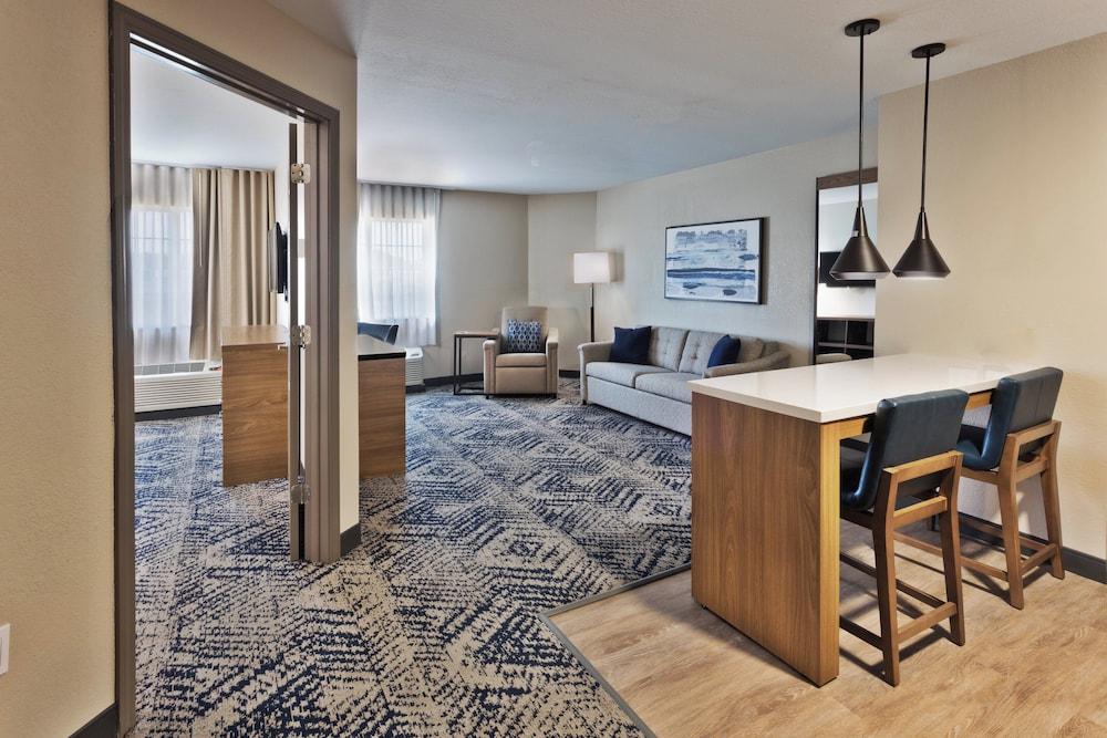 Candlewood Suites Montgomery- North by IHG photo 6