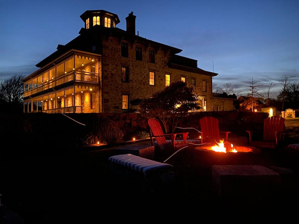 Stone House Inn photo 46