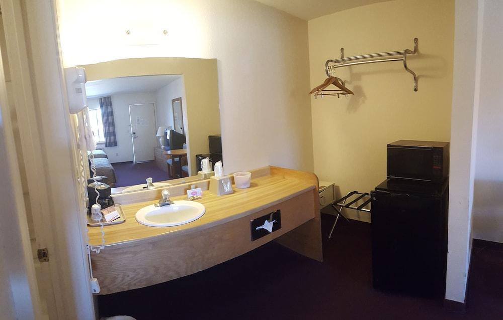 Cortez Cozy Inn photo 32