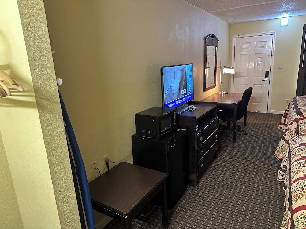 Royal Inn photo 6