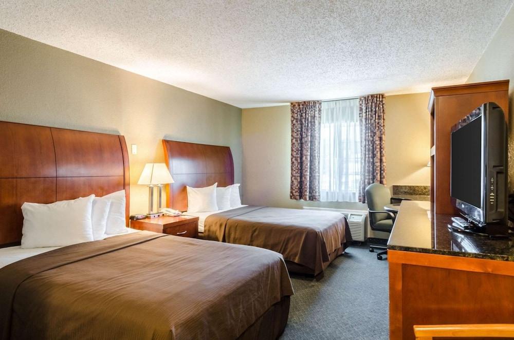 Quality Inn Chicopee - Springfield photo 6