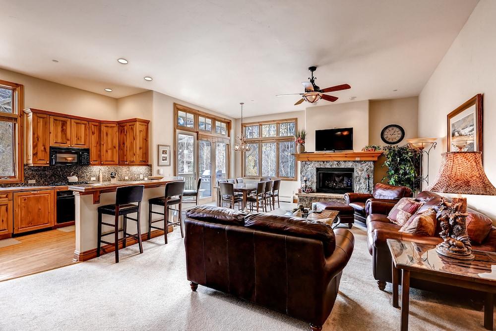Arrowhead Village, A Vail Resorts Property photo 8