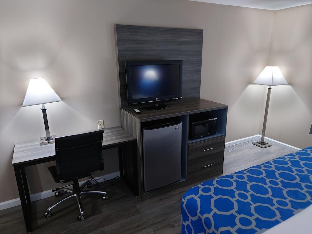 Baymont by Wyndham Adairsville photo 6