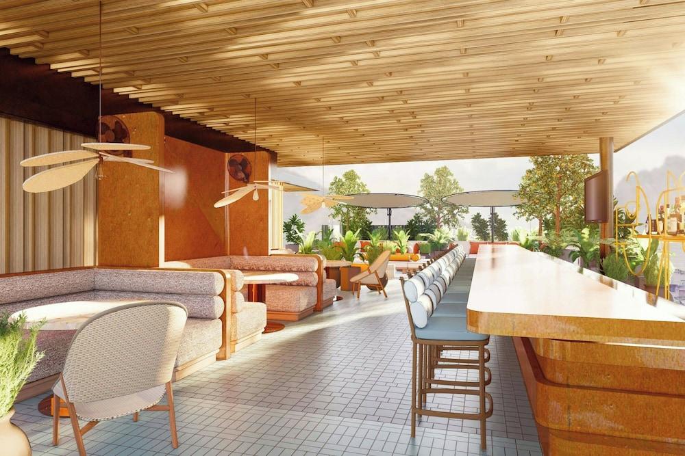 The REMI, Scottsdale, Autograph Collection photo 18