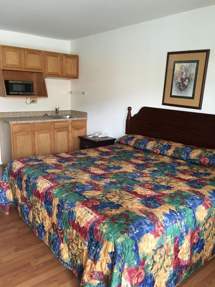 University Lodge Motel photo 5