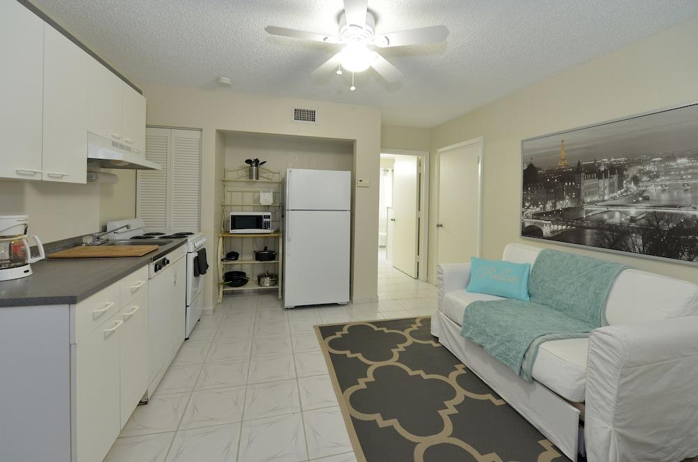 Hollywood by the Sea Hotel photo 37