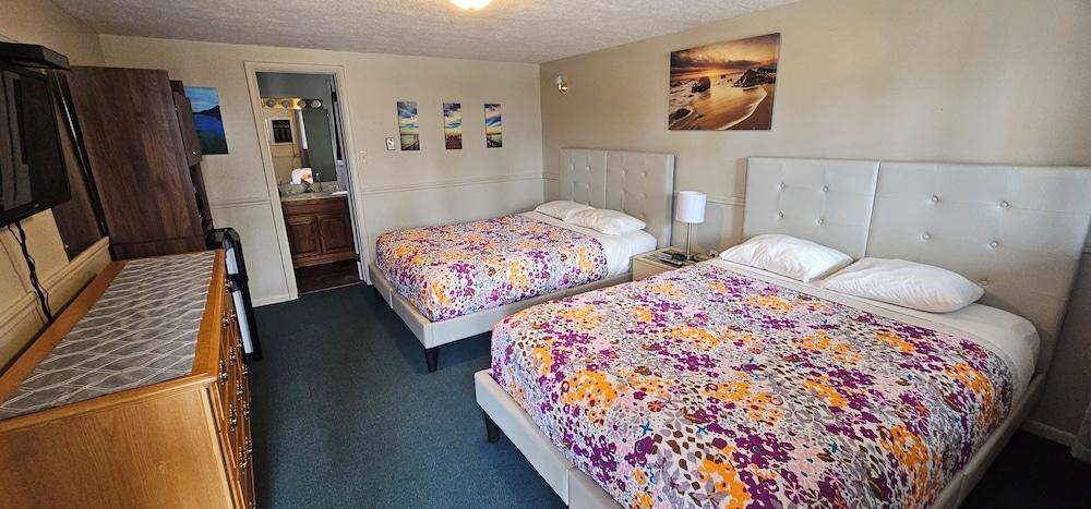 River Country Motor Lodge photo 60
