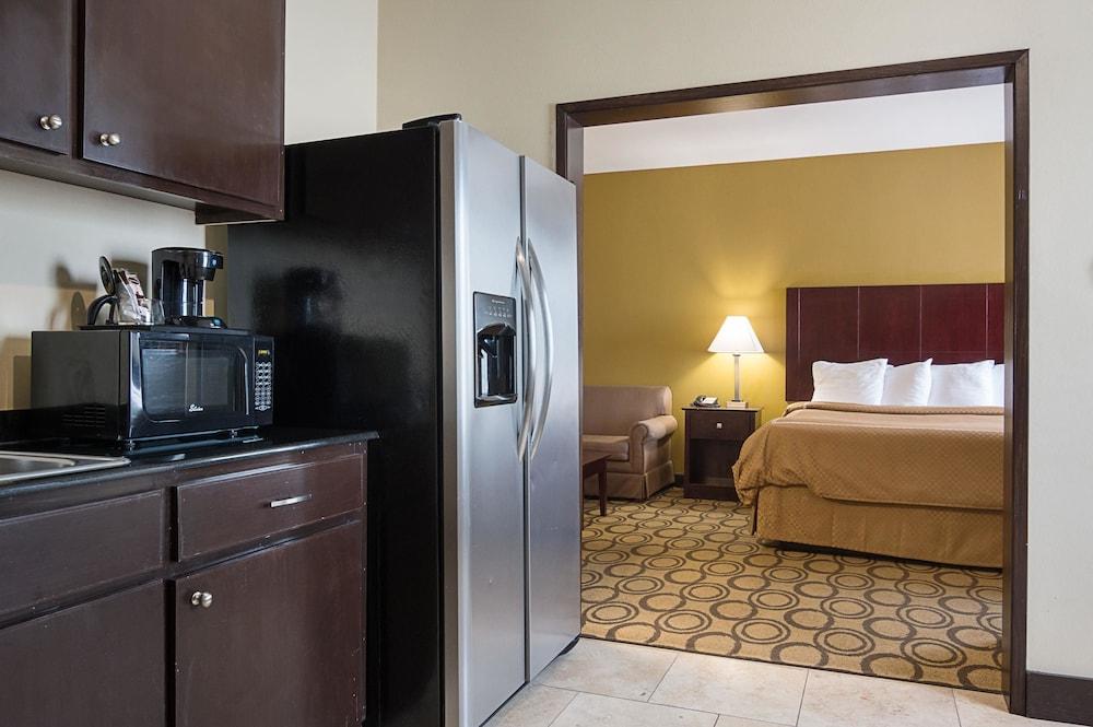 Rodeway Inn & Suites Winnfield photo 65