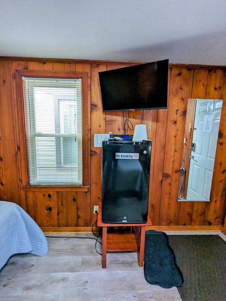 Riverside Motel photo 67