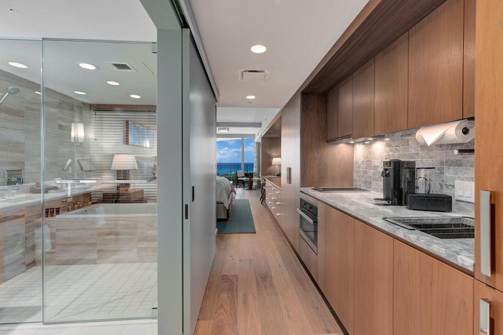 Real Select at the Ritz Carlton Residences, Waikiki Beach photo 12