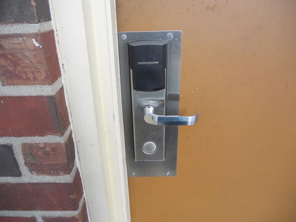 Jackson Inn photo 18