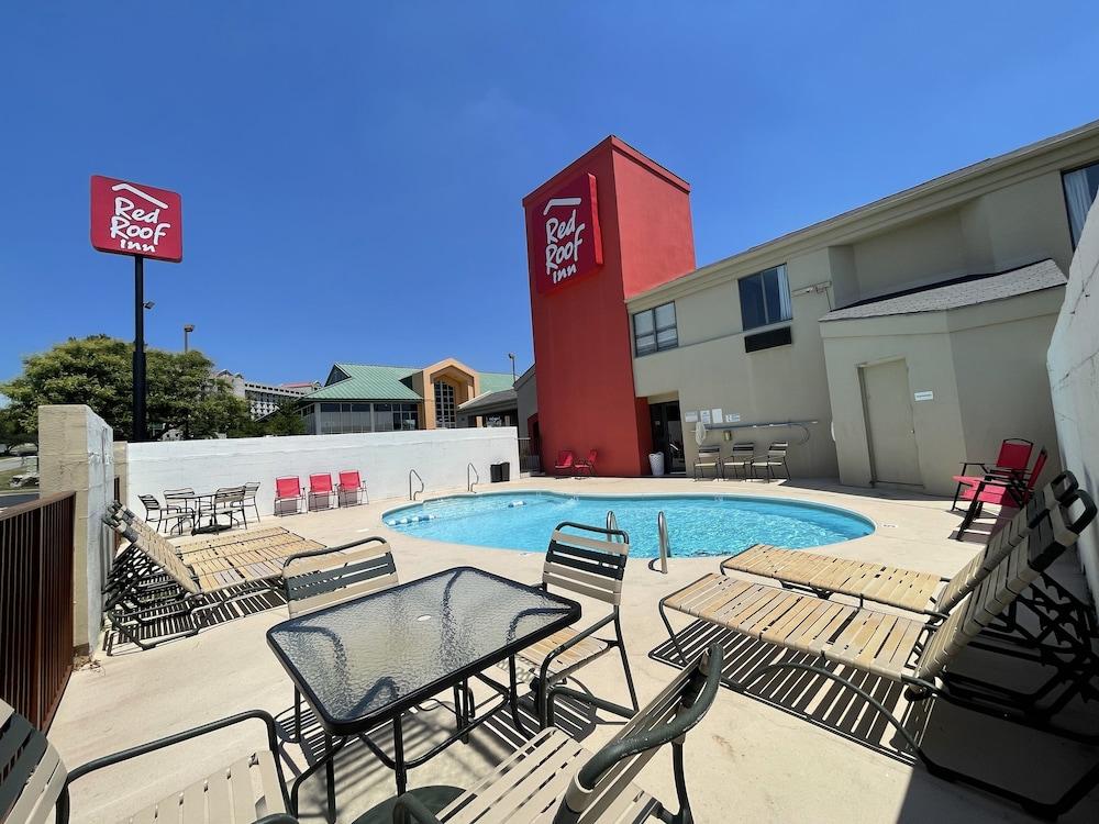 Red Roof Inn Branson photo 29
