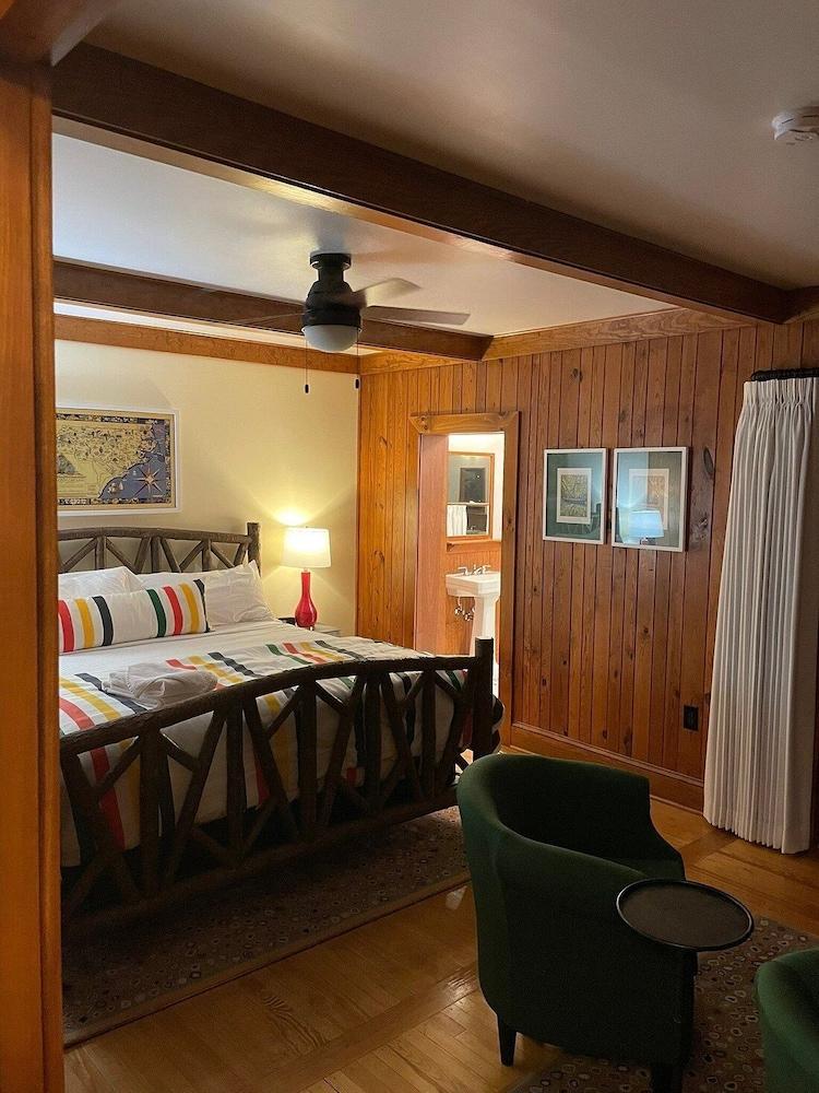 The Lodge on Lake Lure photo 15