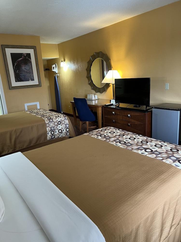 Executive Inn photo 4