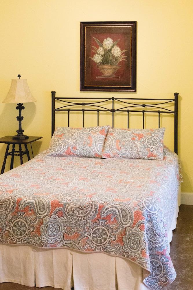 High Cotton Inn photo 3
