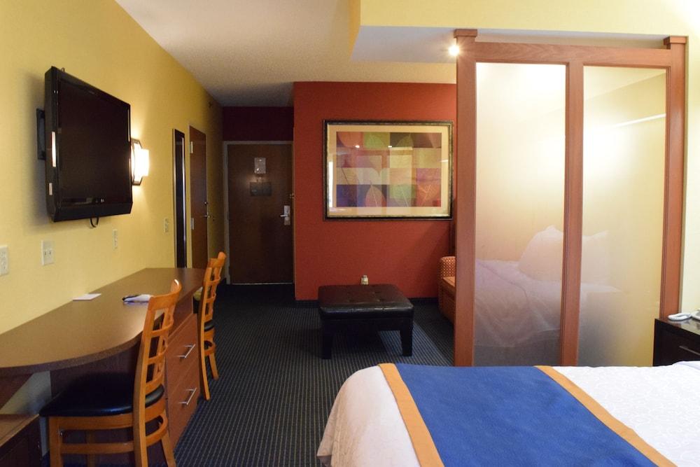 Inn at the Finger Lakes photo 24