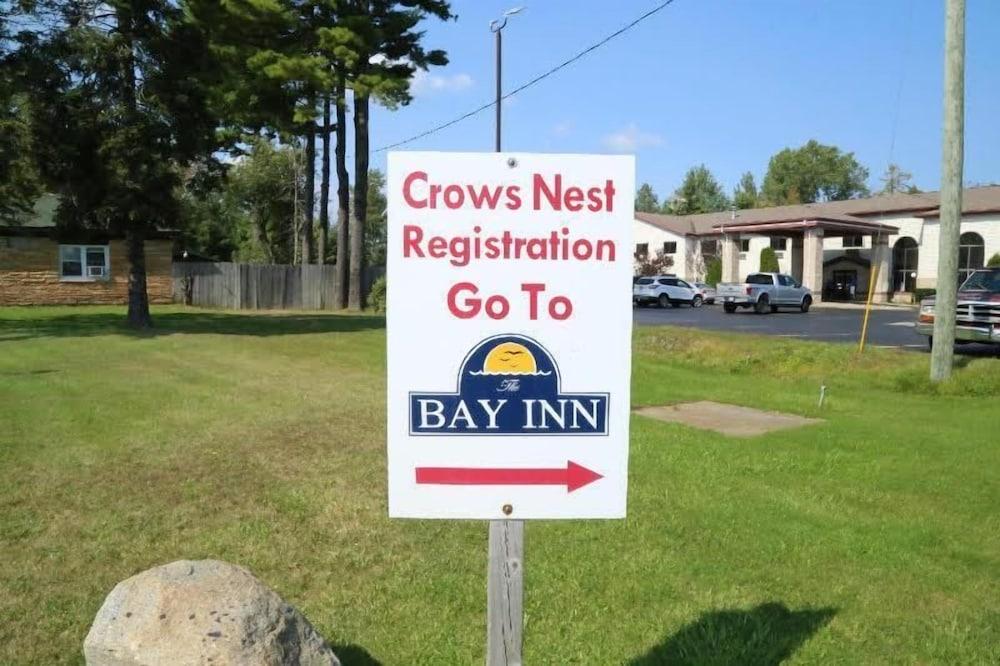 Crows Nest Inn Tawas photo 6