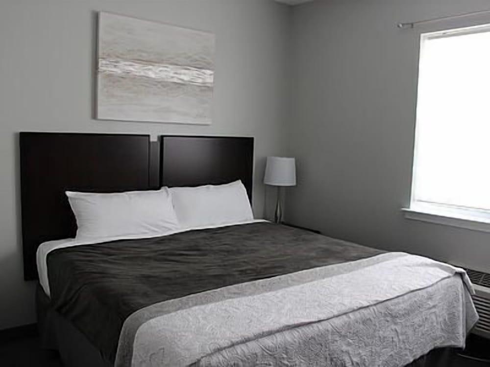 The Acorn Suites photo 4