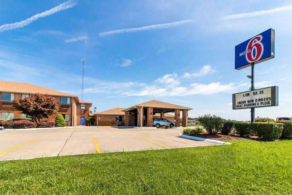 Motel 6 Marion, IL photo 32