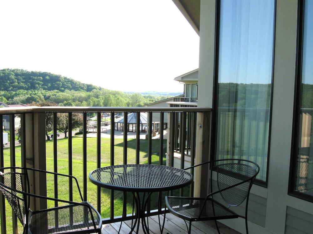 The Seasons Lodge photo 11