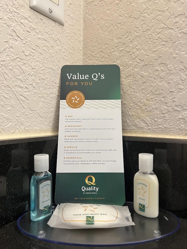 Quality Inn & Suites Houston Northwest - Cypress photo 11