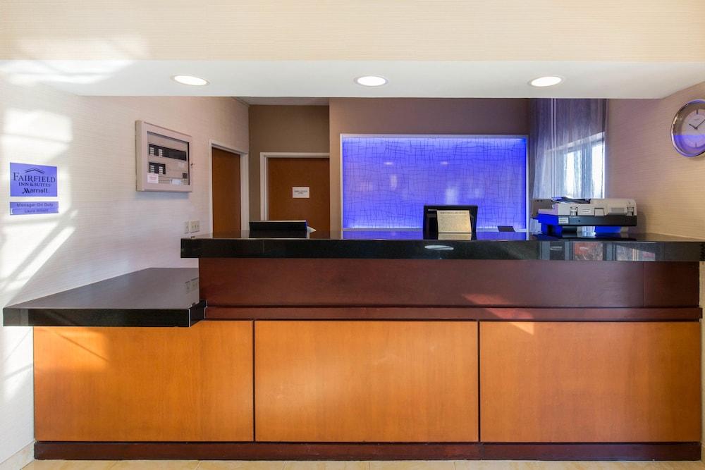 AmericInn by Wyndham St. Cloud MN Shopping Area photo 3