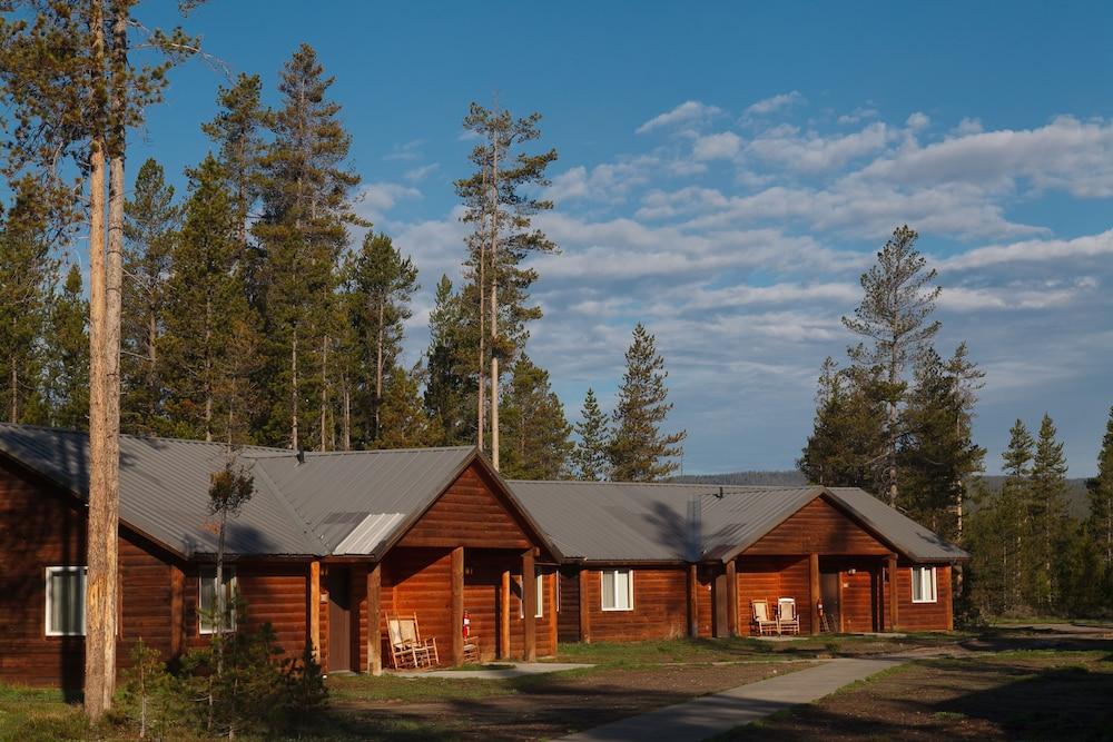 Headwaters Lodge & Cabins at Flagg Ranch photo 29