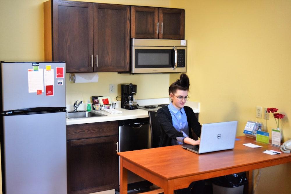 TownePlace Suites by Marriott Sioux Falls photo 36