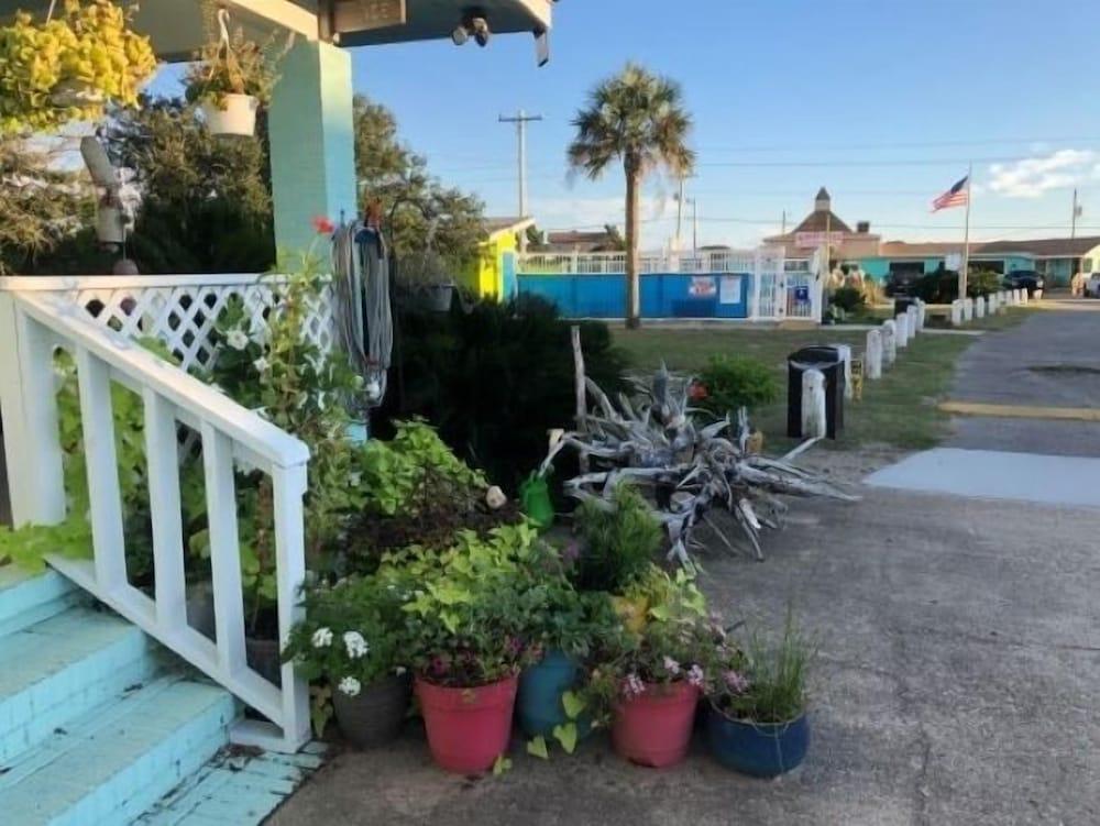 Swell Motel photo 72