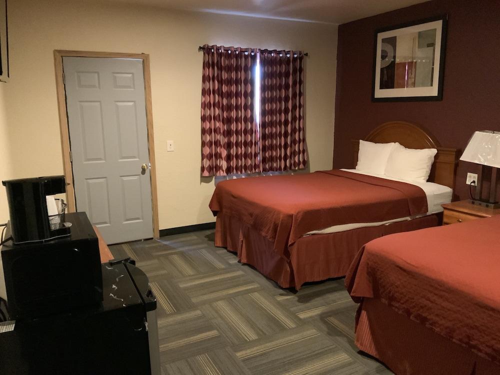 Frontier Motel photo 49