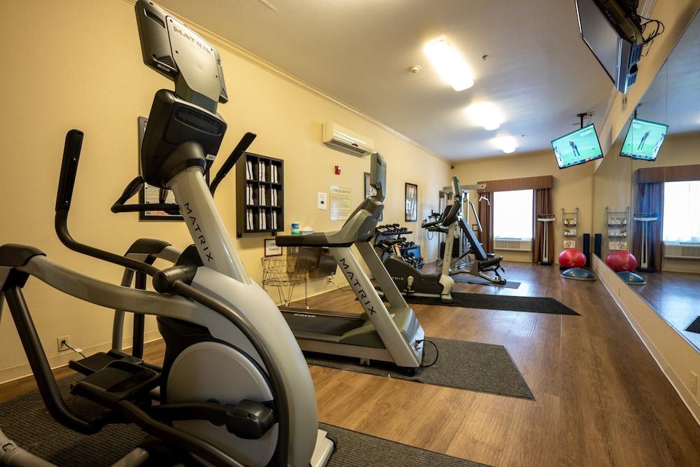 Holiday Inn Express & Suites Deer Park by IHG photo 26