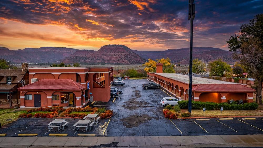 Rodeway Inn photo 33