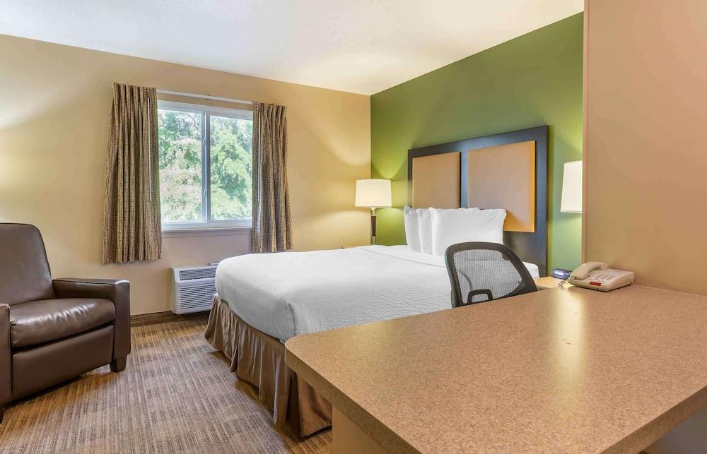 Extended Stay America Suites Houston Med Ctr NRG Park Kirby photo 4