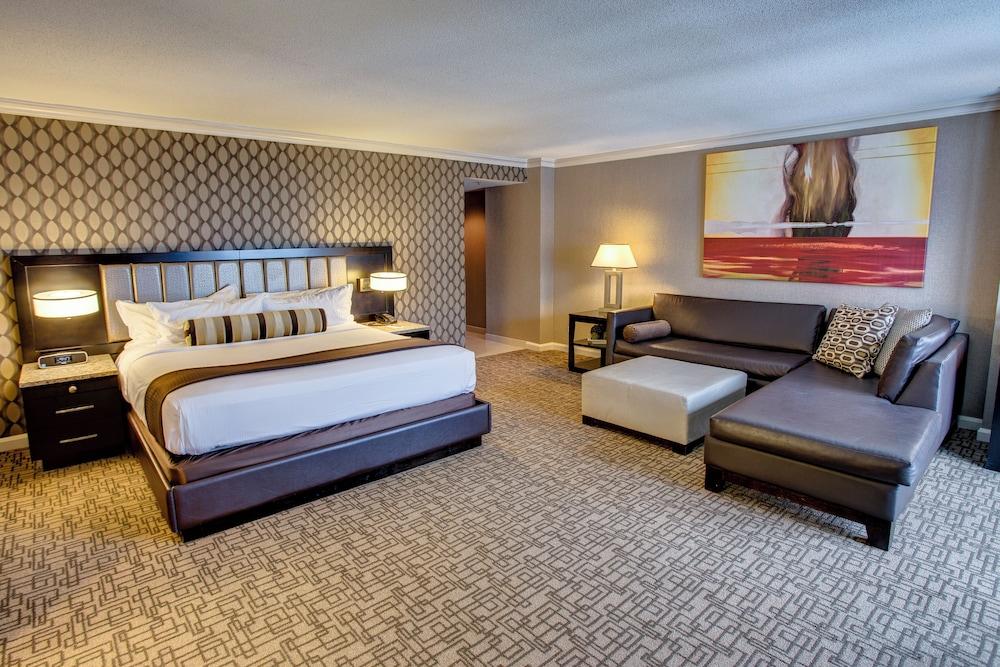 Golden Nugget photo 18