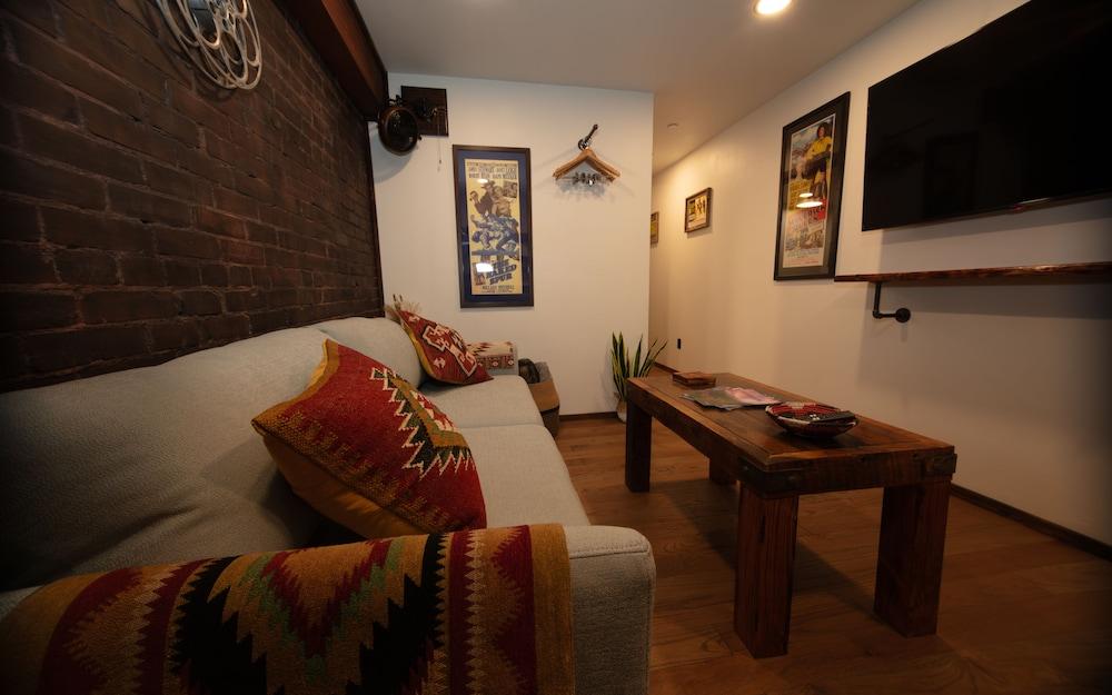 The Frenchman Suites photo 19