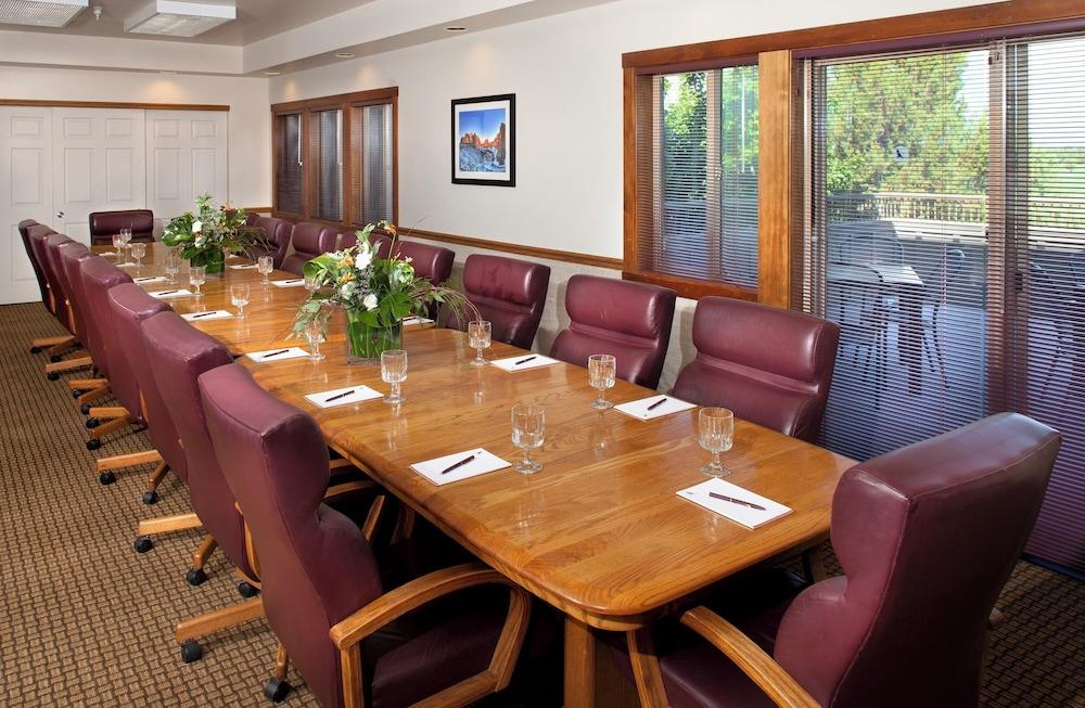 The Lodge at Eagle Crest Resort photo 40