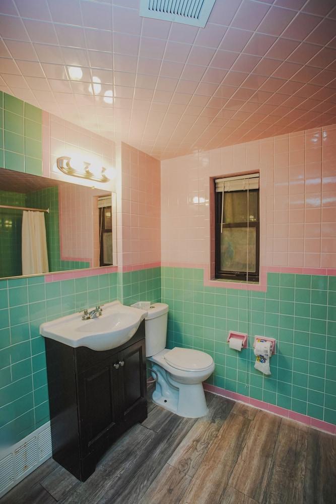 Falls View Inn photo 6