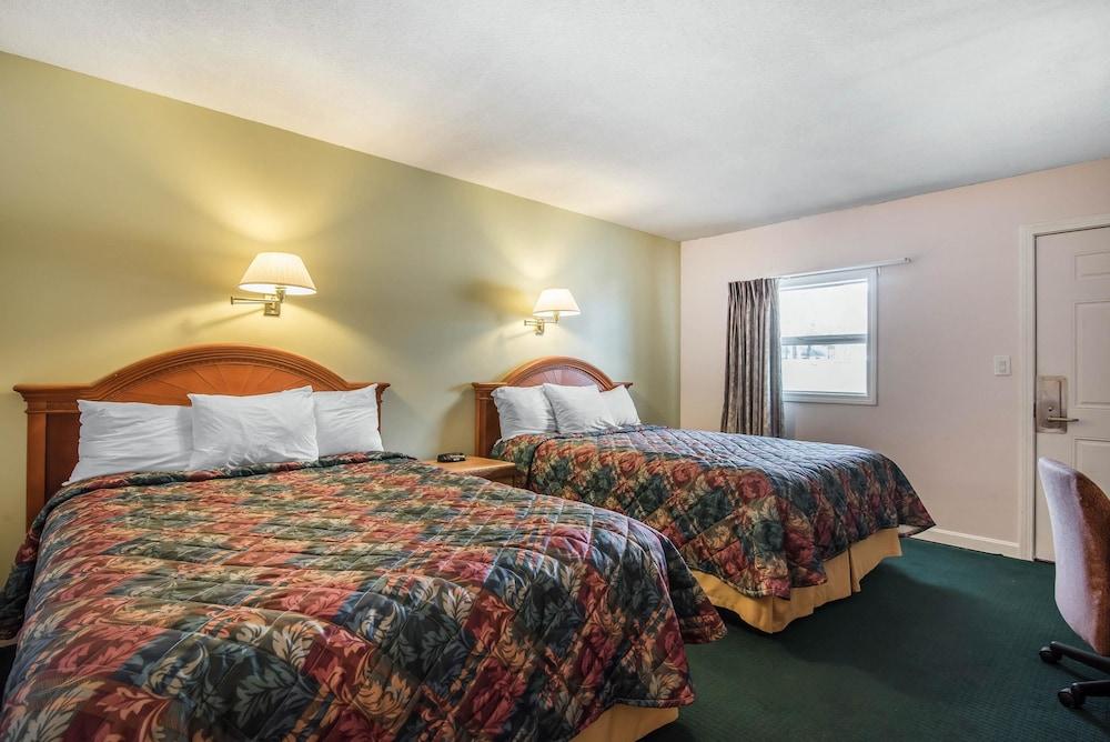 Rodeway Inn Bellows Falls photo 19