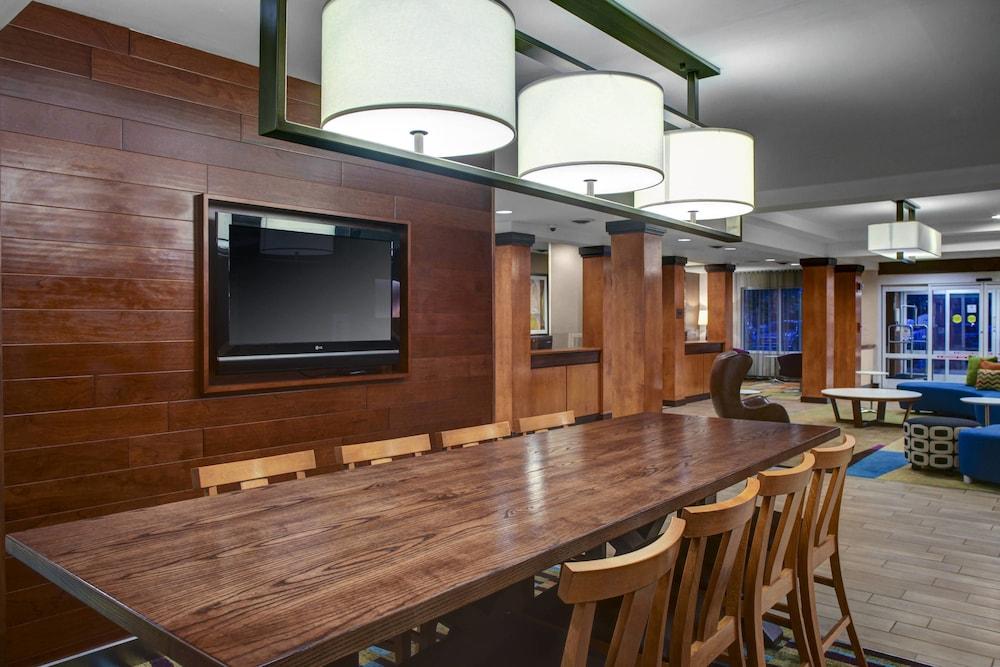 Fairfield Inn & Suites by Marriott - Emporia photo 11