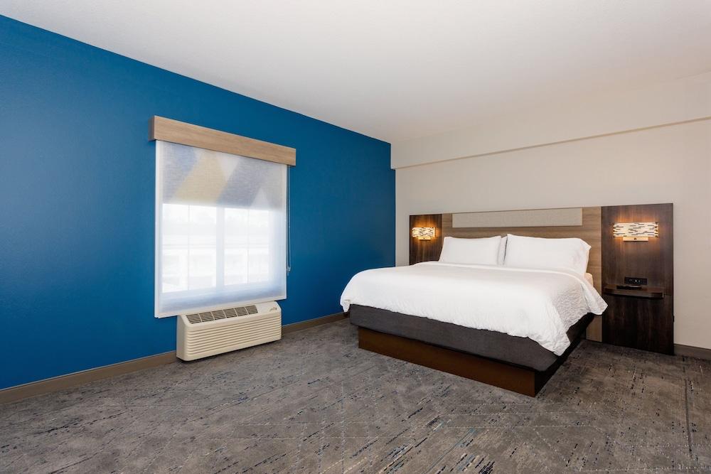 Holiday Inn Express Tampa N I-75 - University Area by IHG photo 18