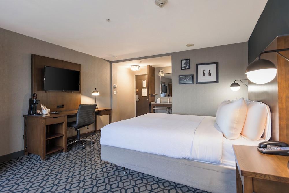 Crowne Plaza Niagara Falls NY Riverside by IHG photo 26