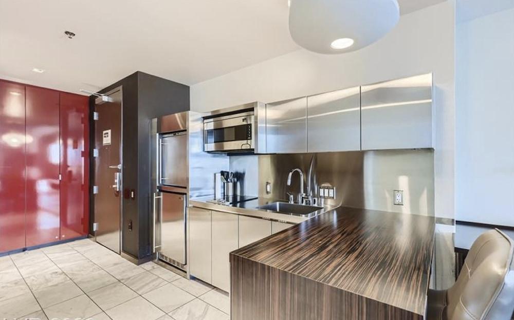 Palms Place Vacation Suites Collection photo 20