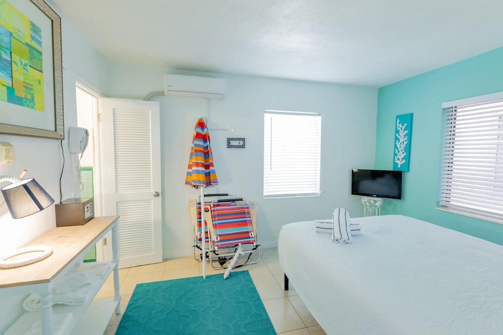 Cabanas of Treasure Island photo 63