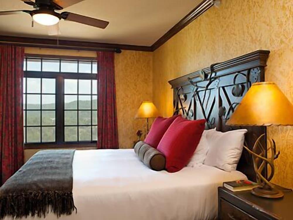 Hilton Grand Vac Club Wilderness Club at Big Cedar Ridgedale photo 31