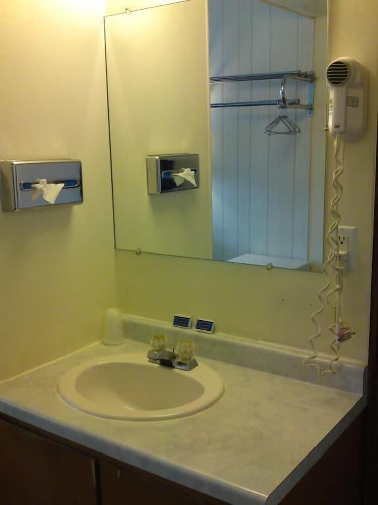 Home Motel Abbotsford photo 20