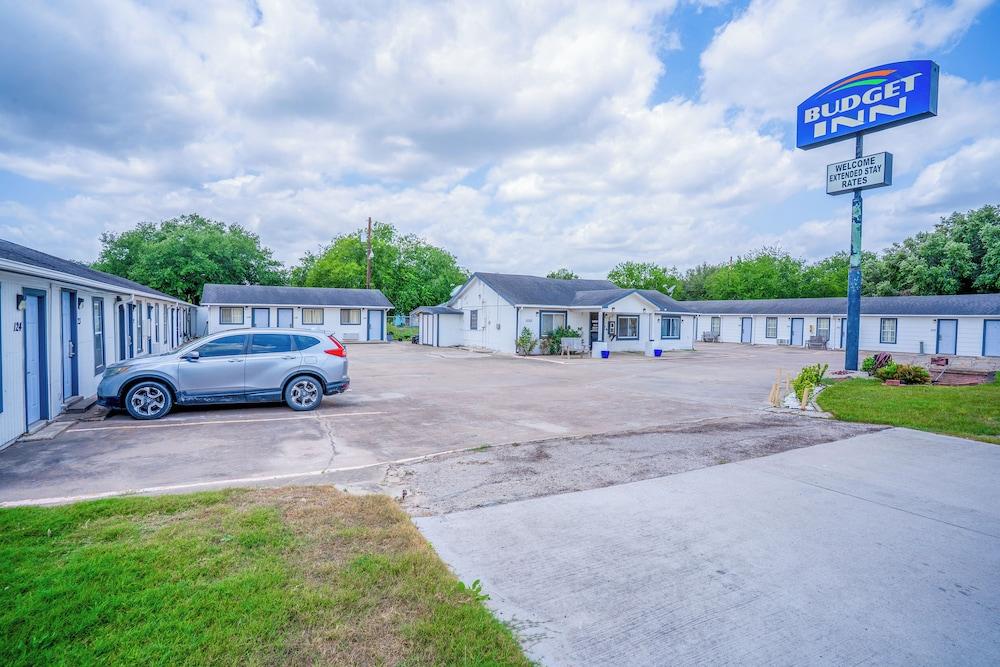 OYO Budget Inn Falfurrias Hwy 281 photo 31