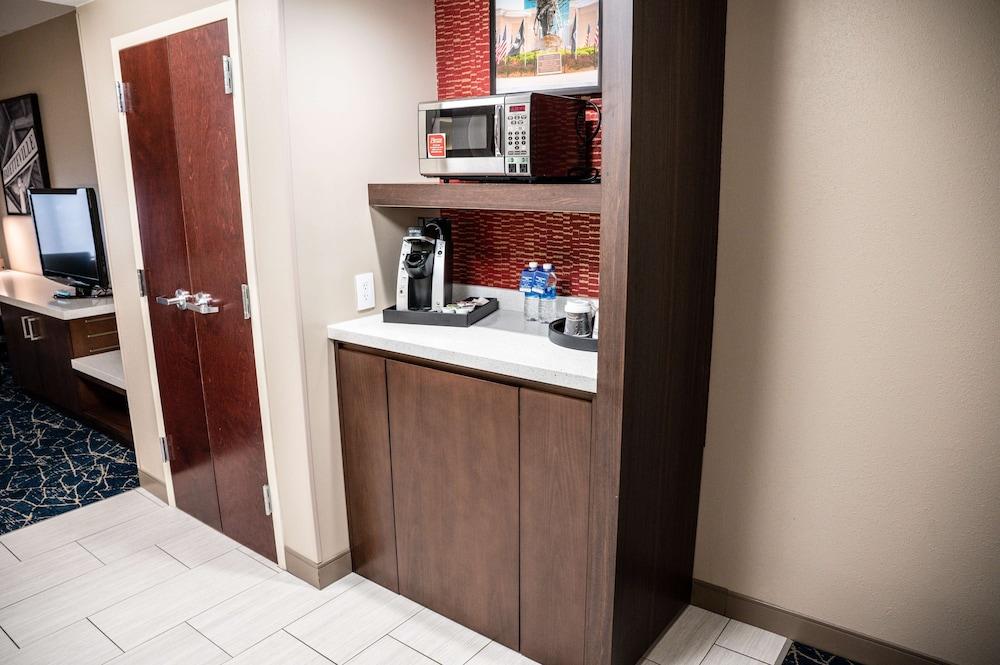 Hilton Garden Inn Fayetteville Fort Bragg photo 53
