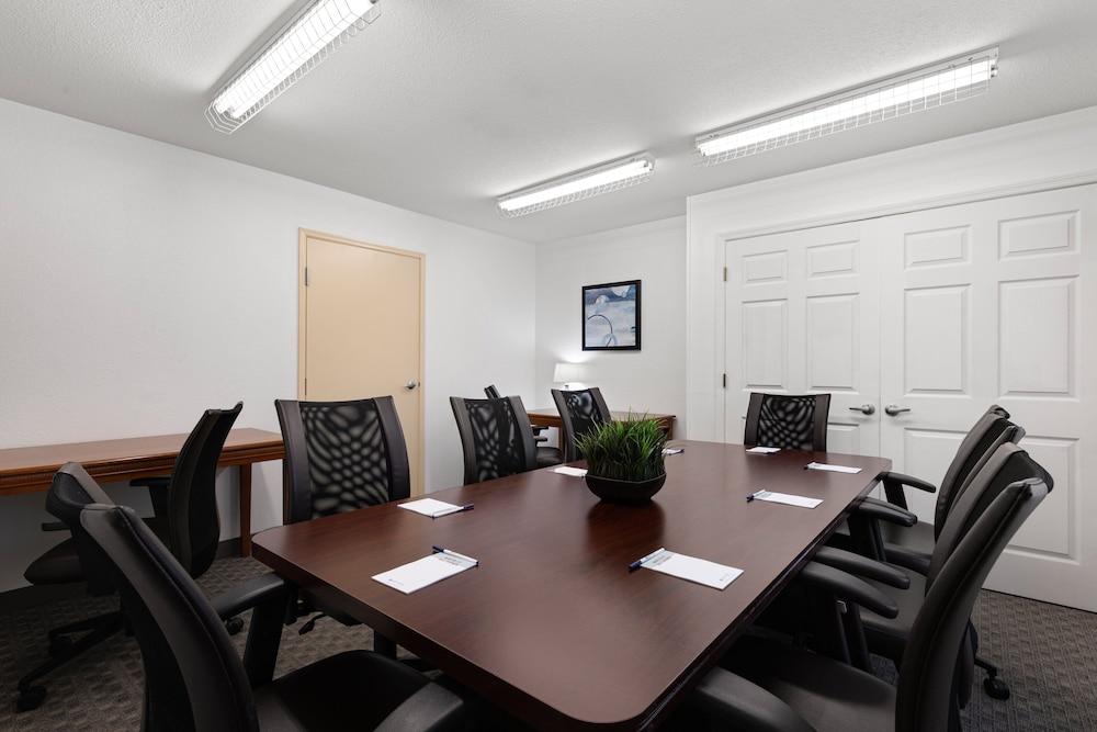 Candlewood Suites Cape Girardeau by IHG photo 15