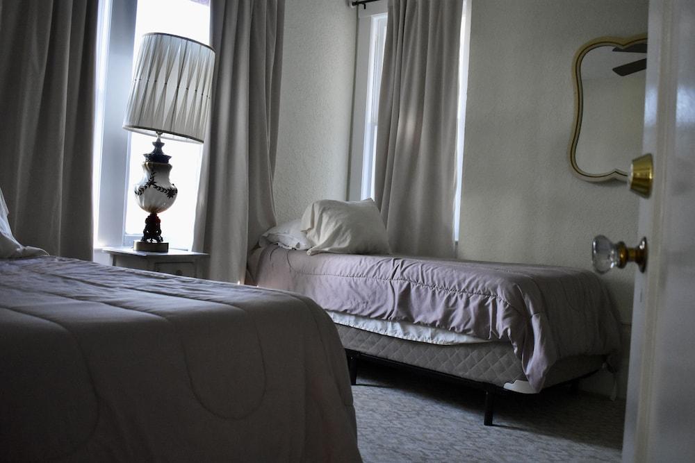 The DeLand Hotel photo 21