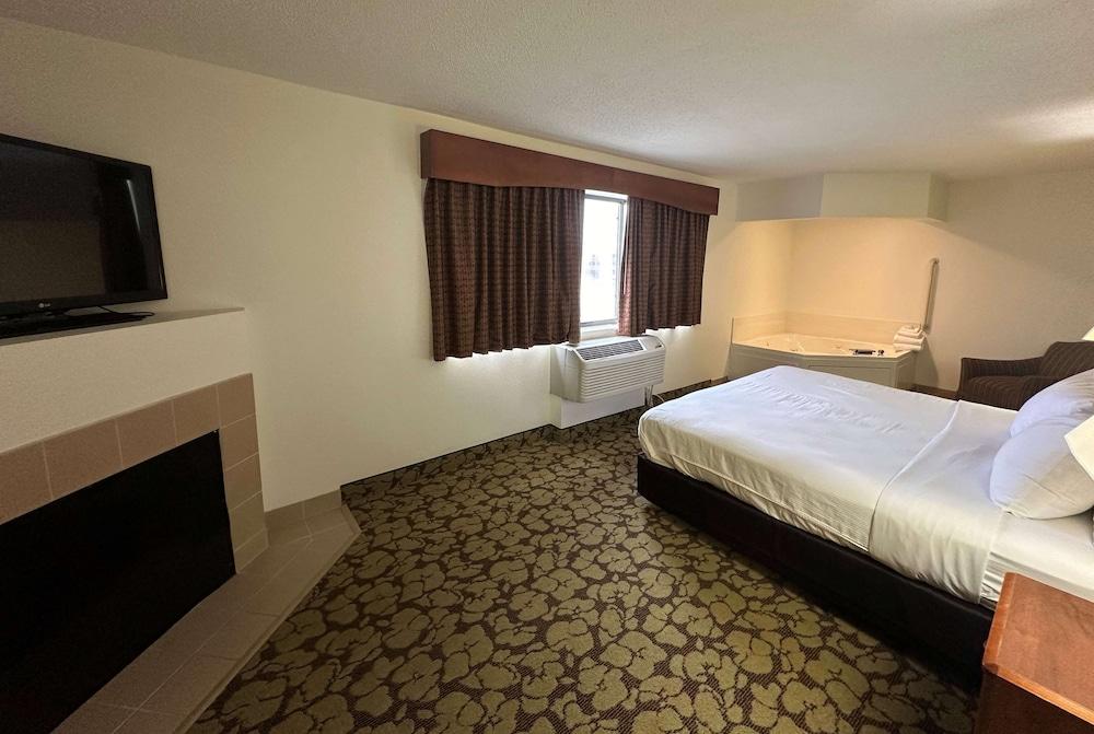 AmericInn by Wyndham Appleton North/Little Chute photo 39